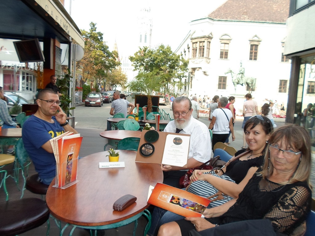 2013-08-20-BUDAPEST-Pisti, Geza, Agota, Mari.JPG